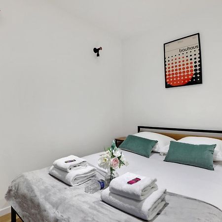 Parfait Studio Pour Un Acces Rapide A La Sorbonne! Apartment Paris Bagian luar foto